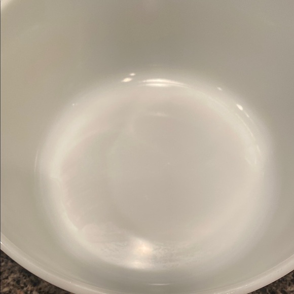 Pyrex 474 B 1 1/2 qt. Vintage Floral Pattern Mixing Bowl Made in USA - Picture 13 of 15